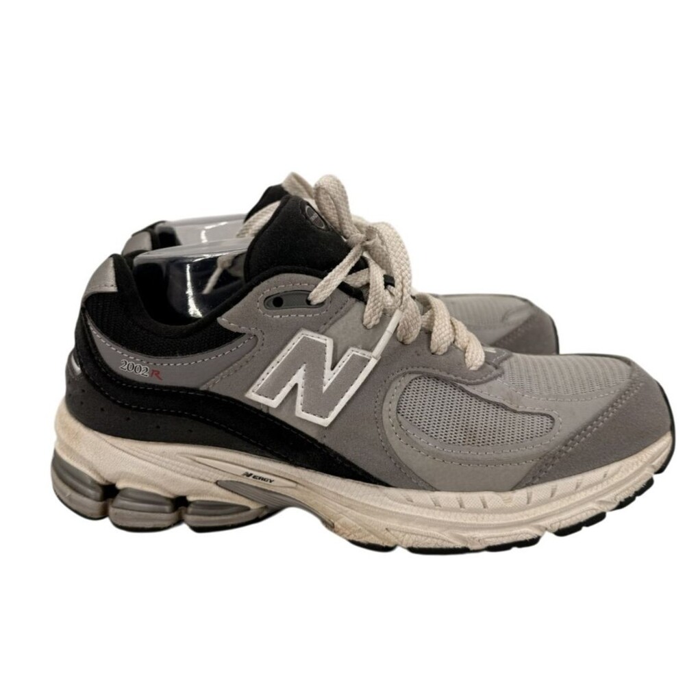 New Balance Shoes Boys 6.5 Gray 2002R Little Kids Running Sneakers GC2002SG Grey